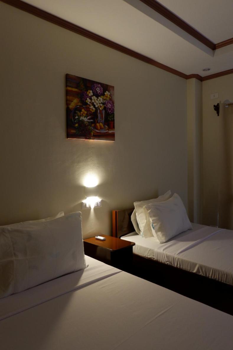 Jun'S Inn Oslob Kültér fotó