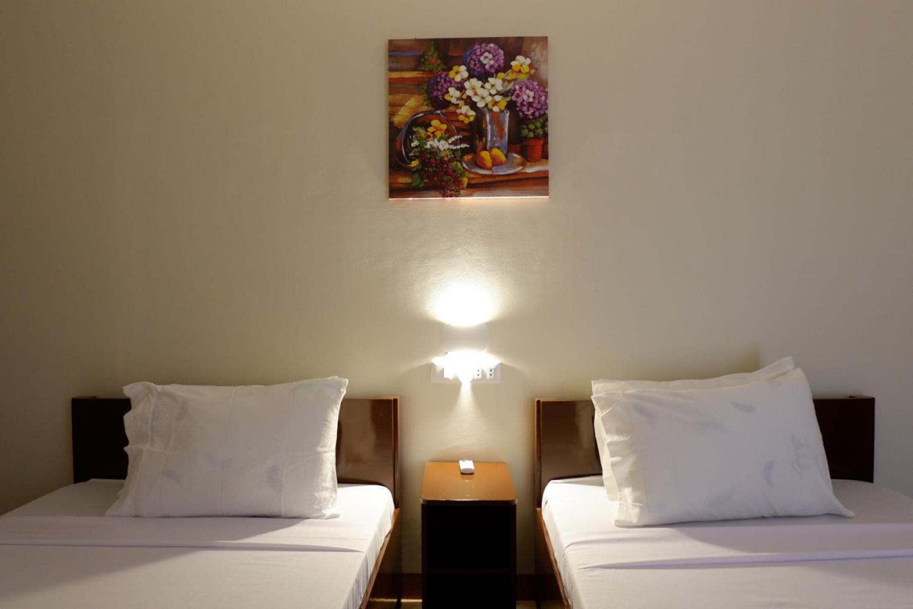 Jun'S Inn Oslob Kültér fotó